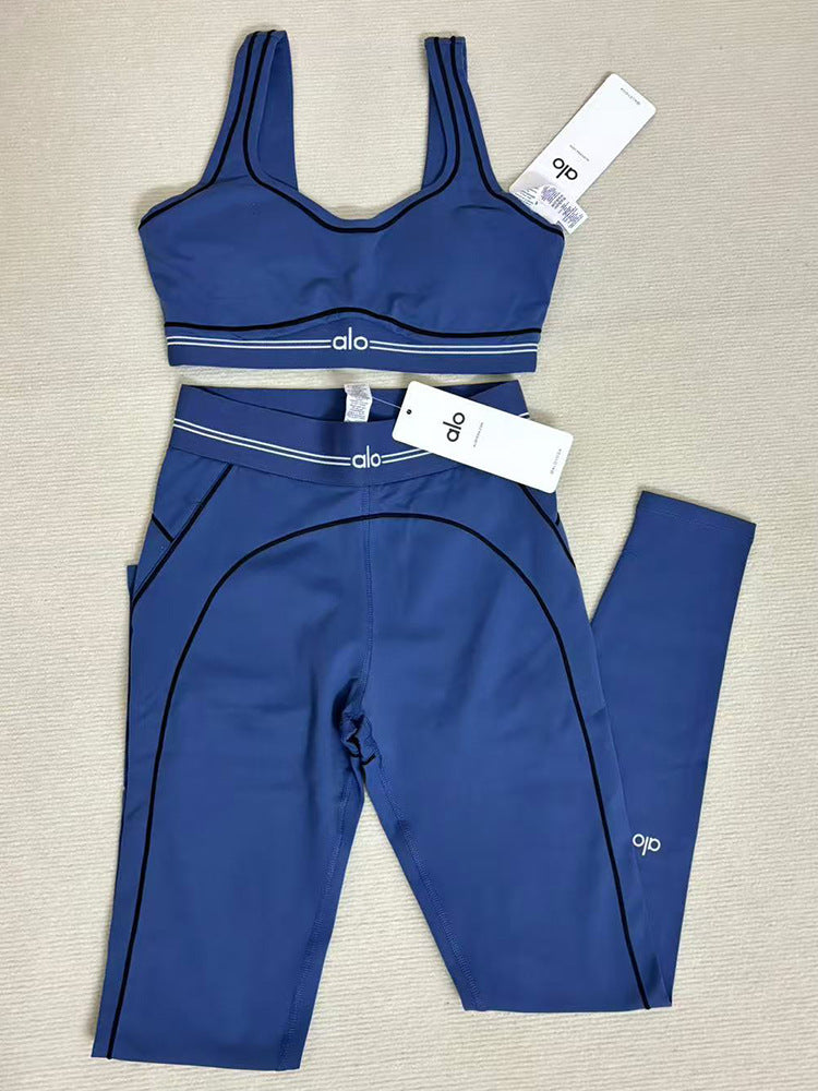 a-l-o Yoga Set high-quality sports bra and leggings for women in breathable fabric