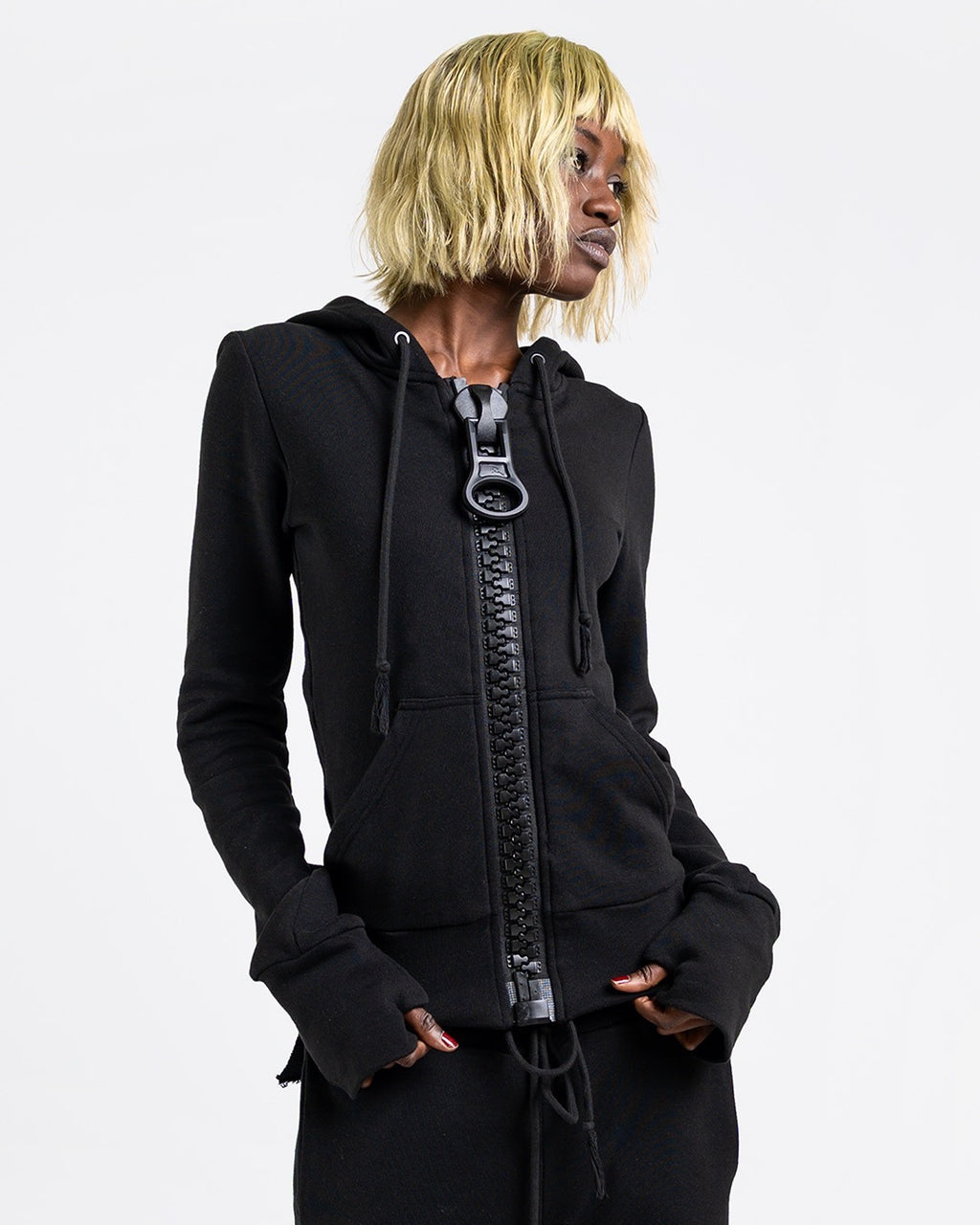 GMabcd zip hoodie detail