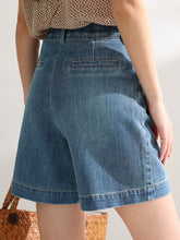 Women's lightweight washed denim Bermuda shorts detail 3